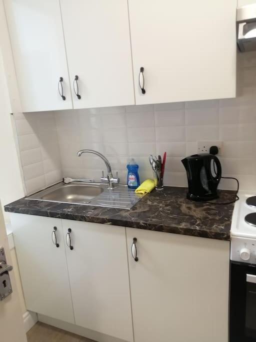 Cosy City Apartment 코크 외부 사진